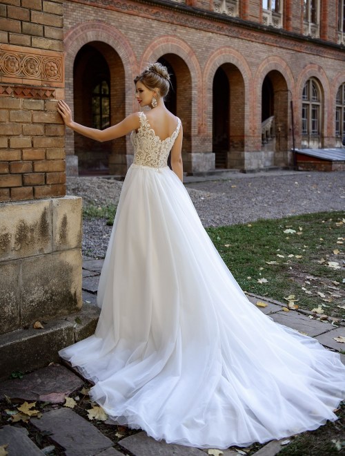 https://elisebride.ro/images/stories/virtuemart/product/VWD_SN_11       (3).jpg
